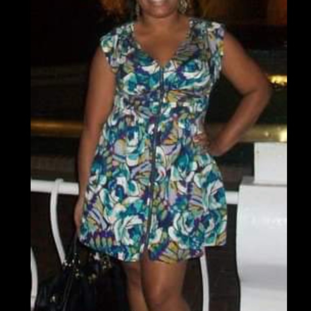 Zipper front floral dress